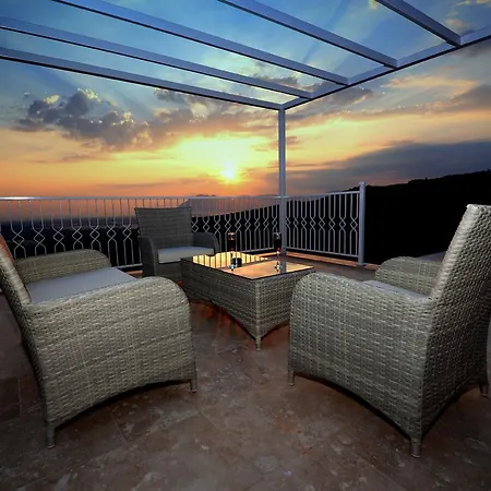 Lina Villa Kalkan